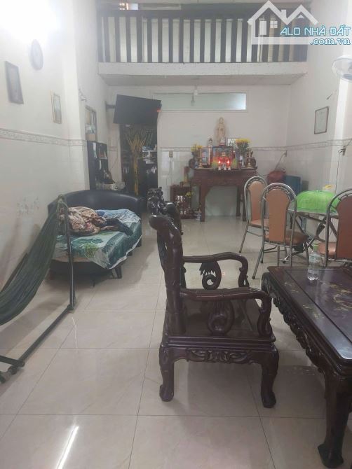 Ngay Lạc Long Quân - F.10 Tân Bình - 86m2 - ngang 4m1 nở hậu 4m4 - ô Tô thông - 9tỷ nhỉnh - 1