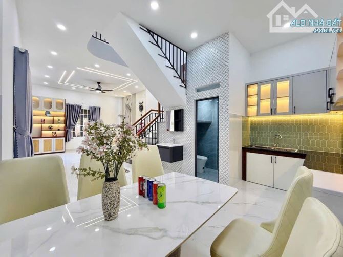 🏡 CƠ HỘI SỞ HỮU NHÀ MẶT TIỀN SIÊU VÍP NGAY VÕ VĂN TẦN, QUẬN 3 - VỊ TRÍ VÀNG KINH DOANH! - 1