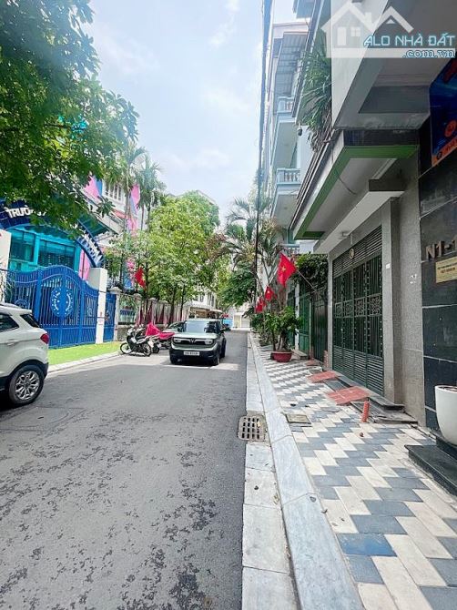 án nhà ngõ 89 Lạc Long Quân, 60m2, 7 tầng, thang máy, phân lô, ôtô tránh,gara ôtô, 20tỷ - 1
