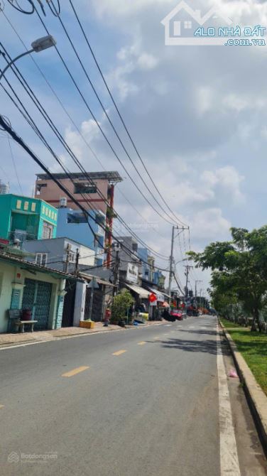 NHÀ QUẬN 8, CÁCH MẶT TIỀN 20MET, NGANG 5x20m, 4PN, THIẾT KẾ ĐẸP , GIÁ CHỈ NHỈNH 6 TỶ - 1