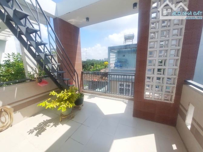Bán nhà 3MT, oto vào nhà, 62m2, 3T. Sát Phạm Văn Đồng, Thủ Đức. - 1
