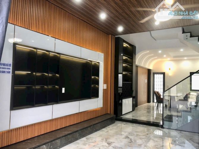 CẦN BÁN NHÀ 3 TẦNG ĐƯỜNG BẦU CẦU 28 HOÀ XUÂN, Dt 100m2 GIA CHỈ NHỈNH 4 TỶ  - Vị trí thoáng - 1