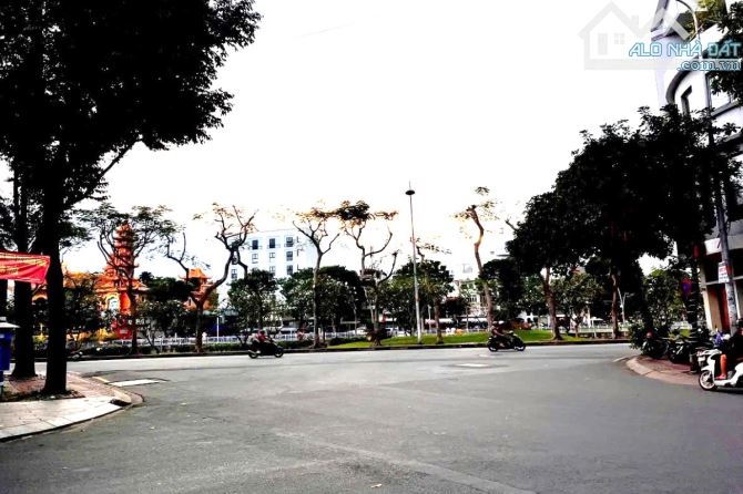 Bán gấp mặt tiền Hoa Phượng, nhà đẹp như mới, thiết kế sang trọng và tinh tế, Sổ riêng ! - 1