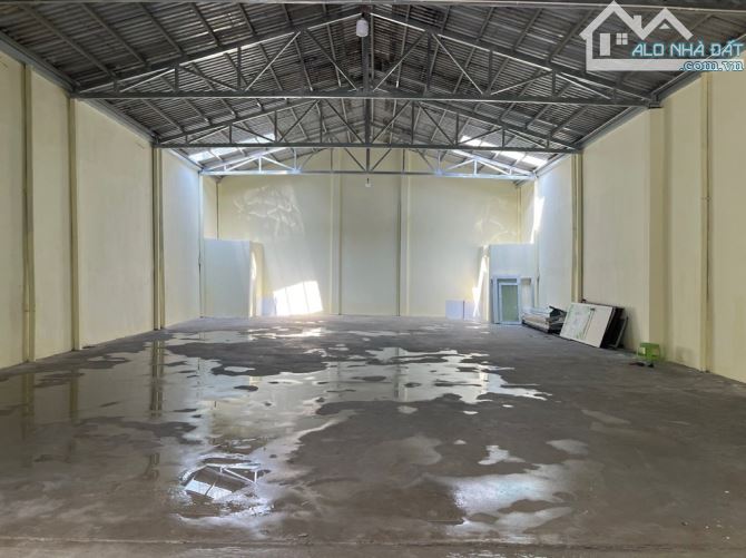 BÁN NHÀ XƯỞNG - THẠNH LỘC 29 - HẺM 6M - NGAY CHỢ CẦU ĐỒNG - 210M2 - GIÁ 10,8 TỶ - 1