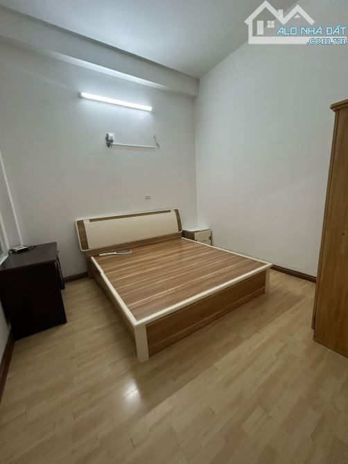 🔥 NHÀ 74M² MẶT TIỀN ĐƯỜNG 15M ĐỐNG ĐA– 3 TẦNG KIÊN CỐ – GIẢM 700TR, GIÁ CHỈ 15.x TỶ 🔥 - 1