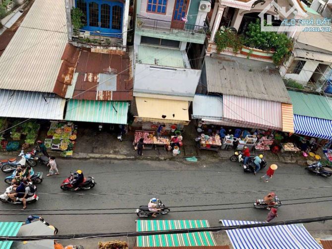 Bán nhà mặt tiền Trần Văn Ơn, phường Tân Sơn Nhì, quận Tân Phú, dt 4x21m cấp 4 giá 10,2 tỷ - 1