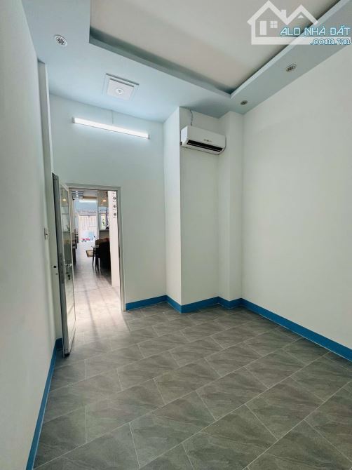 Cho thuê nhà 3 phòng ngủ Nguyễn Trãi có máy lạnh 8 triệu - 1