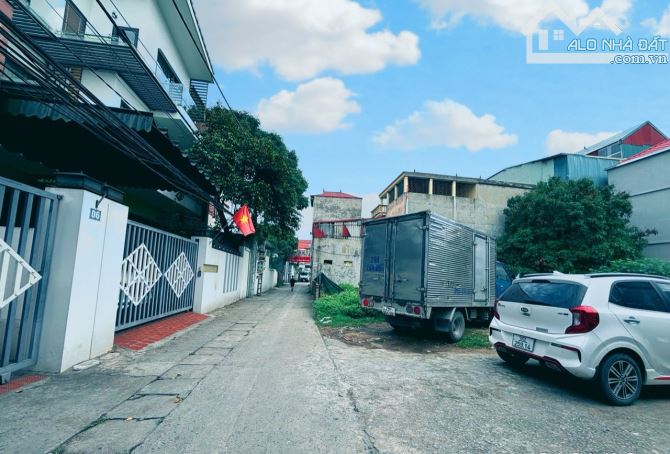 💥Đông Anh,xã Nam Hồng xít 60m mt 4,2m nở hậu,ngõ thông ô tô 7 chỗ - 1