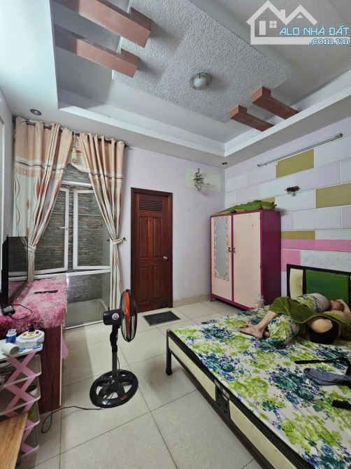 Nhà Hẻm Ô tô Đường Hương Lộ 2, 4 Lầu, 4 P.Ngủ, Sổ Hồng Hoàn Công đầy đủ - 6.78 tỷ (T.Lượng - 1