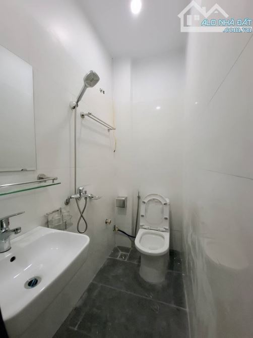 Nha đẹp .giá siêu hời ngõ Đông thiêm - 1