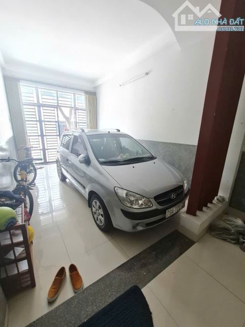 🌈Bán nhà 3 tầng mặt tiền đường Mê Linh - Tân Lập  Giá 9,5 Tỷ - Tp Nha Trang - Diện Tích: - 1
