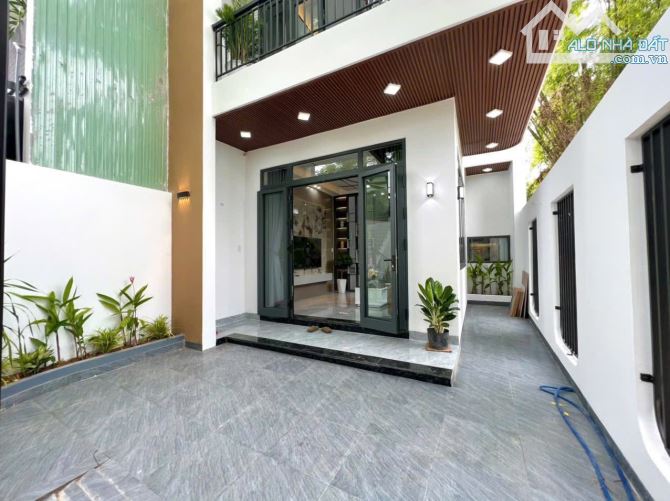 GẤP BÁN NHÀ THÀNH THÁI, QUẬN 10 – DT 46M - Giá chỉ 7.x tỷ TL - 1
