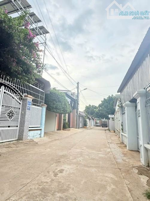 3 Lô Liền Kề Trung Tâm BMT hẻm 104 Mai Hắc Đế gần dự án EcoPark - 1