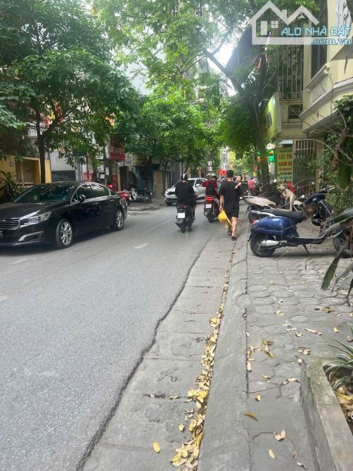 SIÊU ĐẦU TƯ, PHỐ CHÙA QUỲNH,HAI BÀ TRƯNG, Ô TÔ , 157,M2, CHỈ 22 TỶ, - 1