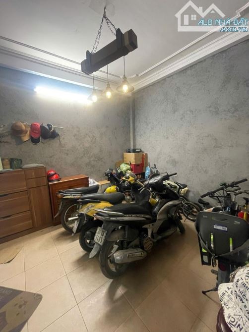 BÁN GẤP LÊ TRỌNG TẤN THANH XUÂN 38M2 4 TẦNG GIÁ CHỈ HƠN 9 TỶ - 1