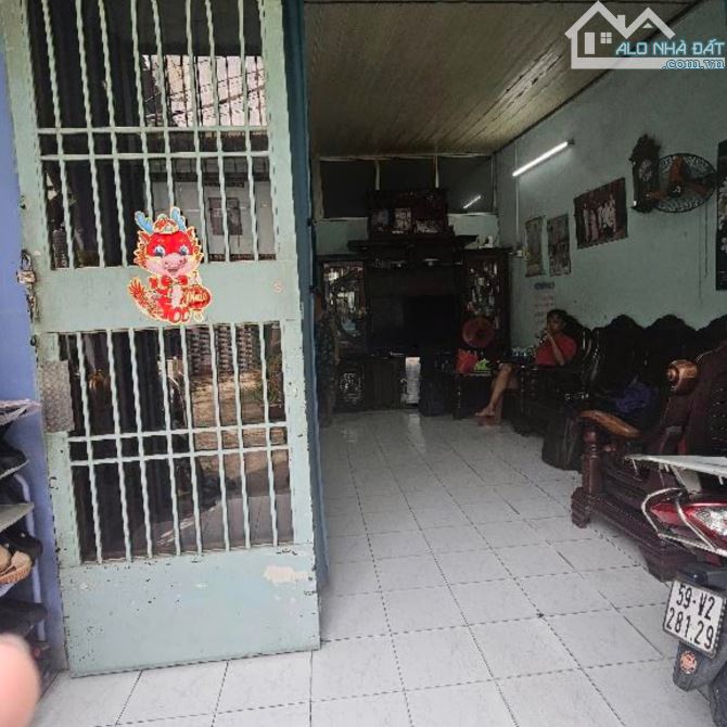Nhà cũ tiện xây lại, Diện Tích To 66m2, 2 Tầng, 3 Pn, Đường Nguyễn Oanh, Chỉ 4 Tỉ hơn - 1