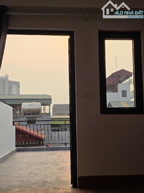 SIÊU HOT ĐỐNG ĐA - NGÕ Ô TÔ - MỚI, ĐẸP KEENG - 35m2 - 17,8 Tỷ - 1