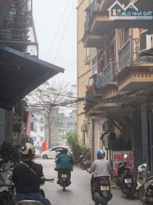 🏠 Mặt Ngõ Linh Quang, Đống Đa, DT 30m, 2 Tầng, MT 4,15m 🧧 Gia 6 Tỷ - 1