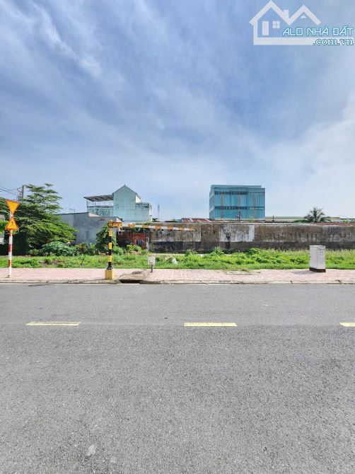 3,35Tỷ TL🔥Bán đất trục chính 75m2_Ngay Cổng KDC Lê Phong An Phú 1, p.An Phú, Tp.Thuận An - 1