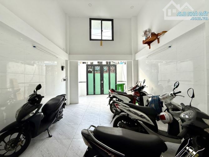 MẶT TIỀN NGUYỄN THƯỢNG HIỀN - CHDV MỚI 100% FULL NỘI THẤT FULL PHÒNG DOANH THU 1,1 TỶ/NĂM. - 1