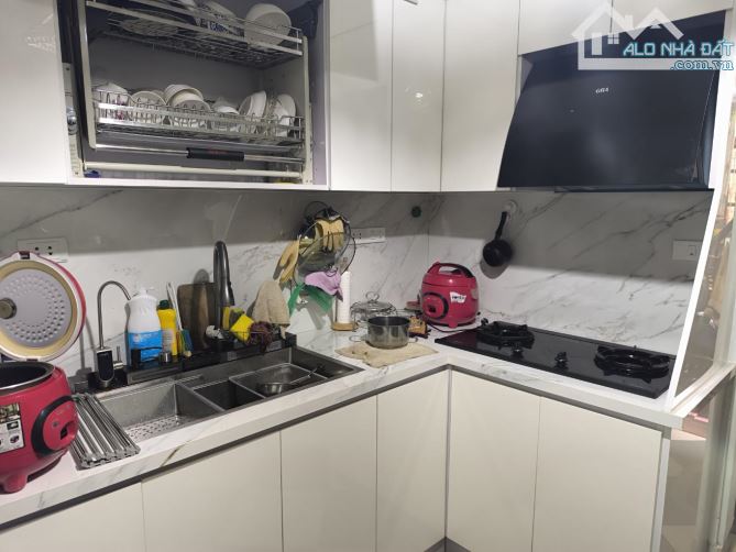 💥Bồ Đề 33m 4T 4PN + sân 50m2 để Ô TÔ, sát đường lớn, đối diện CV chỉ 5TỶ98 💥 - 1