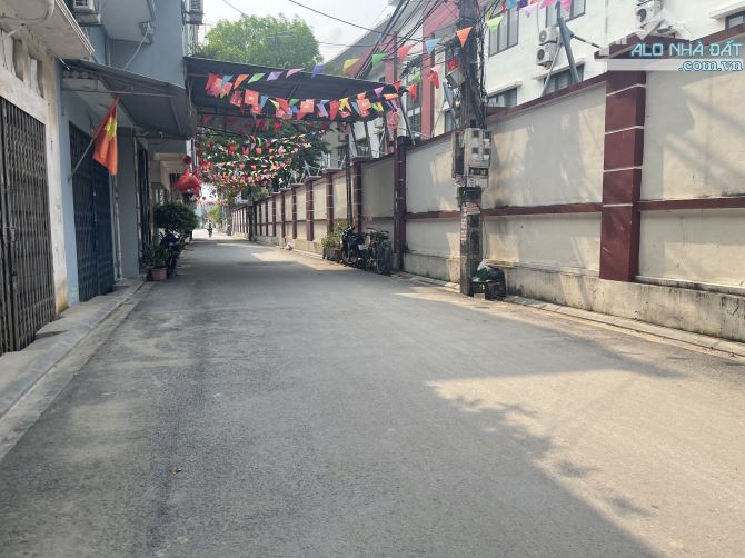 Bán đất Dục Tú, gần đường dẫn cầu Tứ Liên, ô tô, giá hơn 3 tỷ - 1