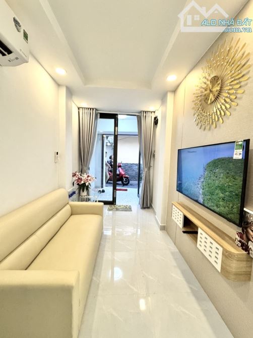 🏡HIẾM💥NỞ HẬU TÀI LỘC💥HẺM XE HƠI - PHAN ĐĂNG LƯU P.1 PHÚ NHUẬN - 32M2 -CHỈ NHỈNH 4 TỶ.🌹 - 1
