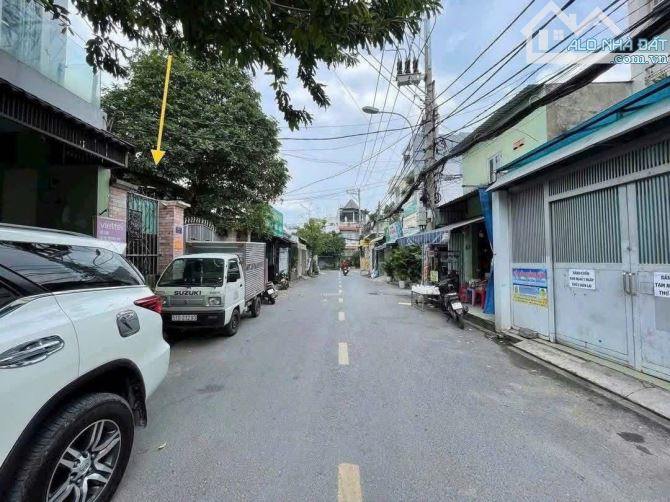 Bán nhà c4 ĐÚC (8mx25m) Mặt Tiền Tân Thới Hiệp 14, Quận 12 Giá Rẻ - 1
