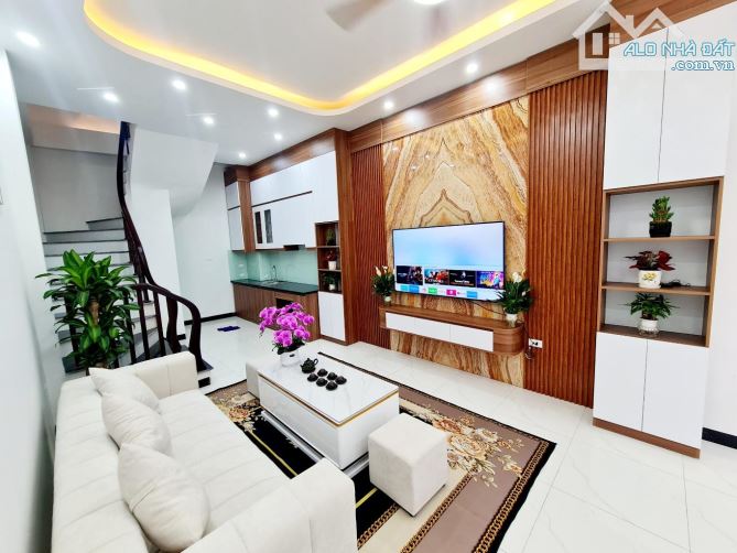 Nhà mới koong Phú Lãm, Hà Đông-gần ô tô - Ngõ thông - Nội thất sịn sò- Nhỉnh 4 tỷ - 1