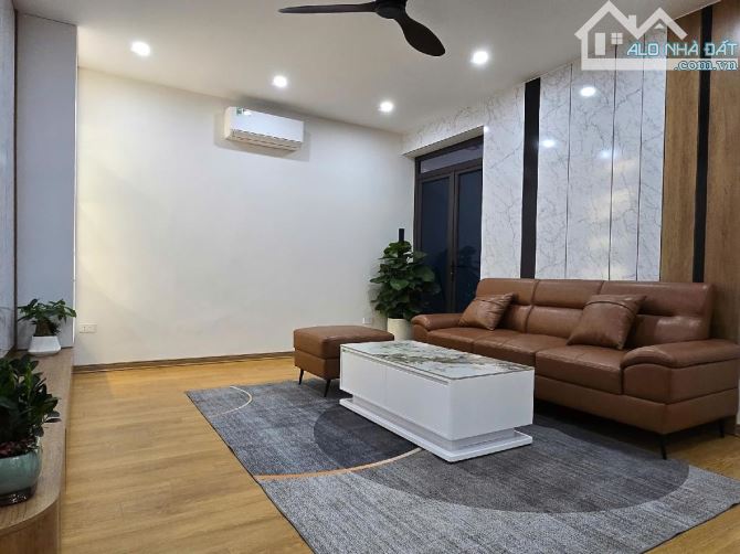 B tán căn hộ 3 ngủ,ặng nội thất xịn xò mới tại chung cư Bộ kế hoạch và Đầu Tư Cầu Giây - 1