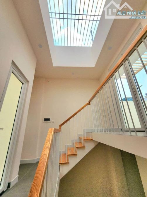 Bán Nhà 4 tầng - nhà đẹp - 50m2 Xe Hơi - 4PN - Hương Lộ 2 - Bình Tân - 13