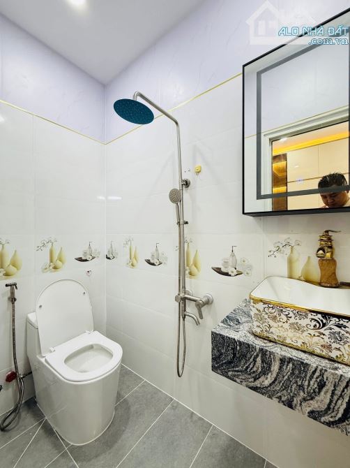 GIA ĐÌNH ĐỊNH CƯ BÁN NHÀ TRẦN THÁNH TÔNG, P15, TÂN BÌNH - GIÁ:4TỶ380/71,3M2 (4,6x15,5M) - 14
