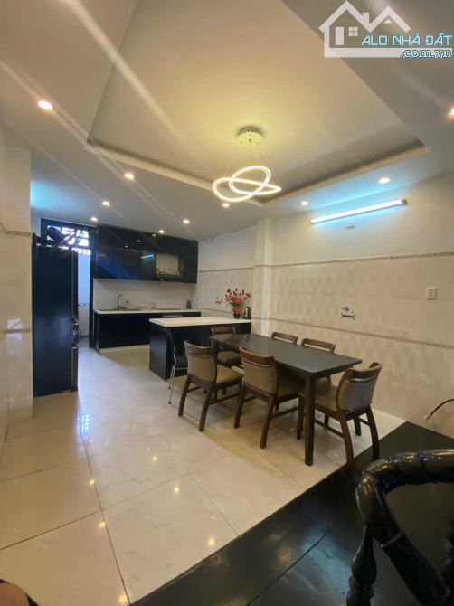 Nhà mặt tiền Ngô Quyền sát Nguyễn Văn Thoại, cách biển Mỹ Khê 3p, kinh doanh cực tốt - 2