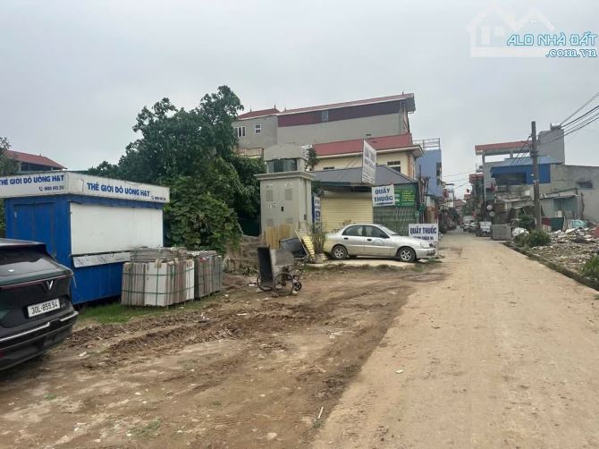 Trục chính đường rộng 9m giá hơn 1 tỷ 👉 quang lãng - phú xuyên - 2