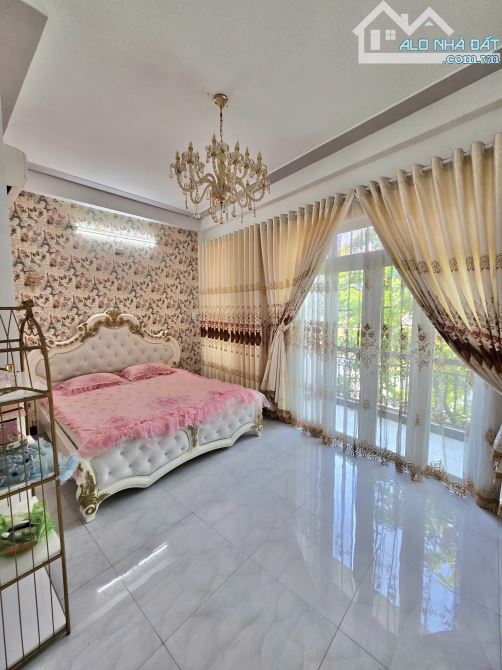 Bán nhà mặt tiền view sông ngay cầu Lê Thanh Nghị - 2