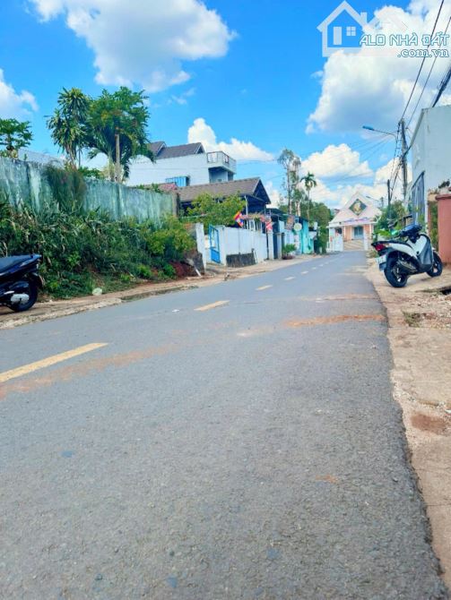 ĐẤT FULL THỔ CƯ MẶT TIỀN NƠ TRANG GƯ: GIÁ 3.68 tỷ - 2