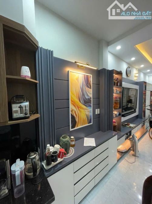 BÁN NHÀ BÁT KHỐI DÂN XÂY 4 TẦNG - Ô TÔ 7 CHỖ ĐỖ CỬA - GIÁ CHỈ NHỈNH 6 TỶ - 2