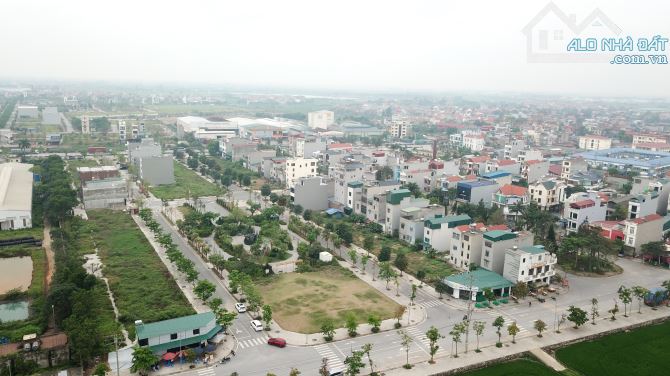 Bán đất khu thương mại Ghẽ - chỉ 1 lô 80m2 gần công viên - 2