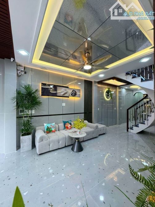 🏠Nhà  Hậu Giang, P12, Q6. DT 7,3 x 7, 3 tầng. Giá 6,1 tỷ TL. - 2