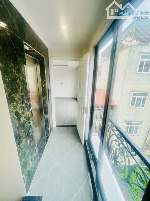 SIÊU PHẨM THÁI HÀ.10M RA ÔTO 6T THANG MÁY.NHÀ MỚI ĐẸP.GẦN PHỐ.NGÕ THÔNG TIỆN ÍCH BẠT NGÀN. - 2