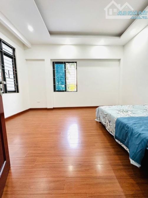 SIÊU HIẾM - NHÀ ĐẸP TRUNG TÂM QUẬN HAI BÀ - GIÁ HẠT DẺ - CĂN GÓC THOÁNG - NHÀ 2 MẶT NGÕ - - 2