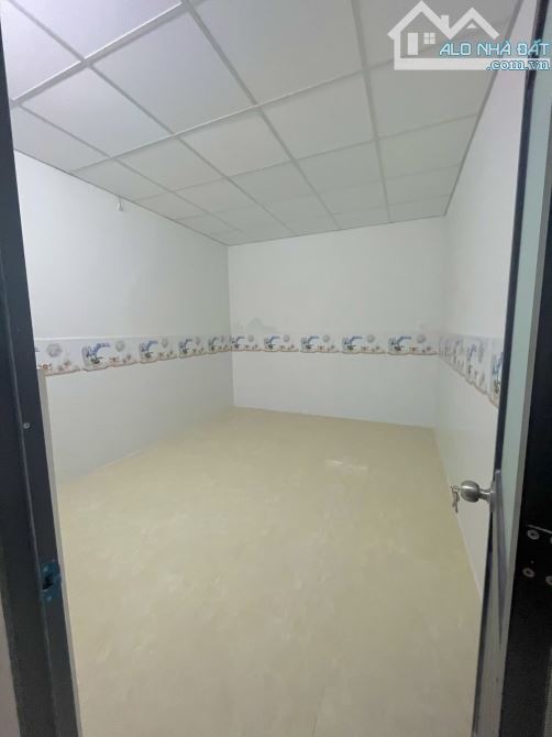 NHÀ VỊ TRÍ ĐẸP -QL22 - GIÁ TỐT - 2 TẦNG -55M2 - 2