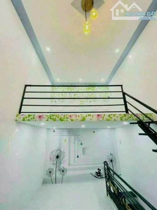 Bán nhà Huỳnh Văn Chính, gần Âu Cơ, Tân Phú, 2 tầng mới đẹp, 2PN, chỉ hơn 1 tỷ - 2