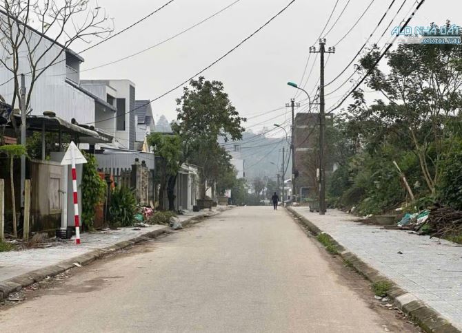 65m vuông ngang 5,5 mặt tiền Võ Duy Ninh, Đối diện trường tiểu học Thủy Dương 1. 2.1 tỉ - 2