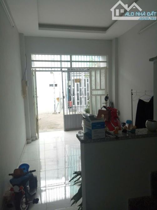 30M2- SỔ VUÔNG - NGAY VINCOM QUANG TRUNG - KO LG/ KO QUY HOẠCH - NHÀ CỨNG CÁP CHỈ NHỈNH 3T - 2