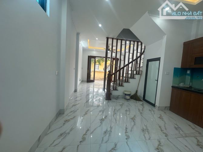 BÁN NHÀ KHU TT VIỆN NGÔ THỊ TRẤN PHÙNG 39,9 m2 GIÁ 5,2 TỶ. - 2