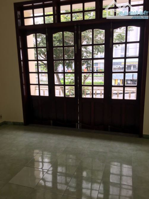 👉Bán Nhà 2Tầng Đường Ngô Quyền- Đối Diện Tòa Ocean view- Đông Nam -Quận Sơn Trà-Gía 8Tỷ - 2