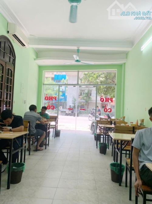 BÁN NHÀ MẶT PHỐ - HÀO NAM- QUẬN ĐỐNG ĐA DT73 3 4.6 30TỈ - 2