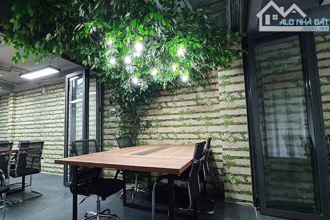 Bán gấp mặt tiền Hoa Phượng, nhà đẹp như mới, thiết kế sang trọng và tinh tế, Sổ riêng ! - 2