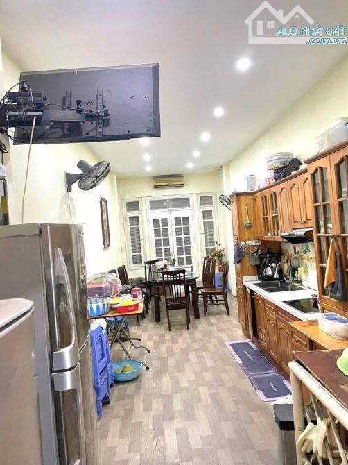 Nhỉnh 13 tỷ, nhà phân lô, ô tô tránh, phố Trần Quý Kiên, Cầu Giấy, DT35m, 5 tầng, Mt 3.5m - 2